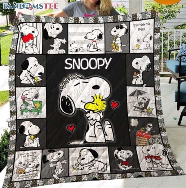 Snoopy And Woodstock You Make Me Happy Snoopy Christmas Blanket