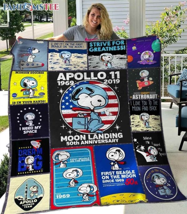 Snoopy Flying Apollo 11  Queen Size Fleece Blanket