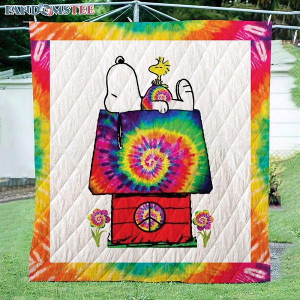 Snoopy Hippie Best Fleece Blanket