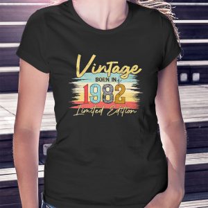 woman shirt Vintage Born In 1982 Limited Edition Classic Shirt Ladies Tee