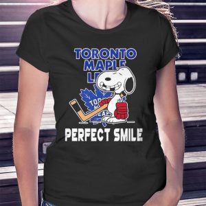 woman shirt Snoopy Toronto Maple Leafs Perfect Smile 2023 Playoff Ladies Tee Shirt